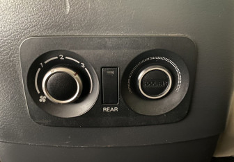 Подержанный автомобиль Mitsubishi Pajero 2019 года (20 фото)