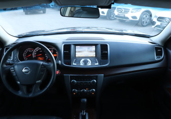 Подержанный автомобиль Nissan Teana 2008 года (12 фото)