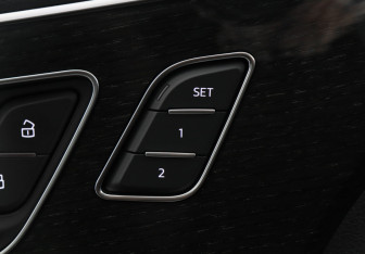 Подержанный автомобиль Audi Q7 2020 года (16 фото)