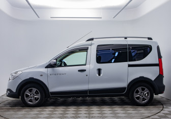 Подержанный автомобиль Renault Dokker 2019 года (2 фото)