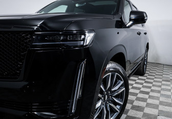 Подержанный автомобиль Cadillac Escalade Suv 2022 года (16 фото)