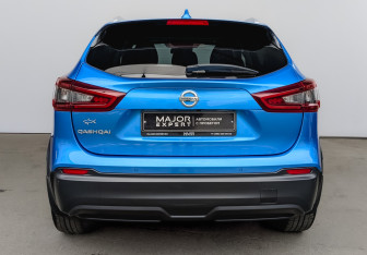 Подержанный автомобиль Nissan Qashqai 2020 года (6 фото)