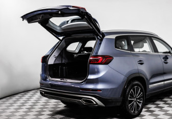 Подержанный автомобиль Chery Tiggo 8 Pro 2021 года (16 фото)