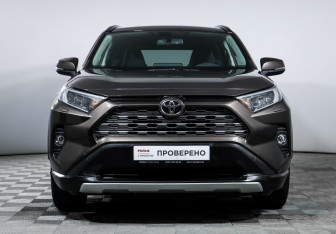 Подержанный автомобиль Toyota RAV4 2021 года (2 фото)