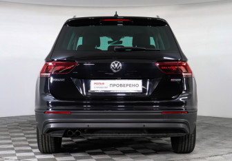 Подержанный автомобиль Volkswagen Tiguan 2019 года (6 фото)