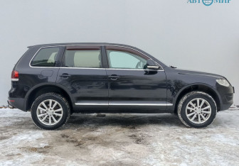 Подержанный автомобиль Volkswagen Touareg 2008 года (4 фото)