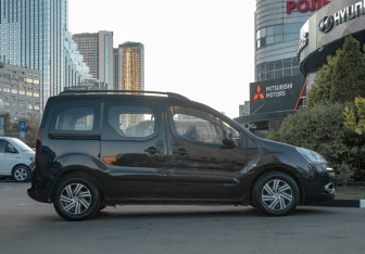 Подержанный автомобиль Citroen Berlingo 2014 года (3 фото)