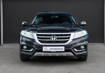 Подержанный автомобиль Honda Crosstour 2014 года (2 фото)
