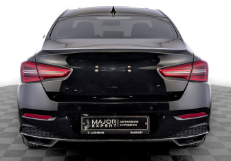 Подержанный автомобиль Hongqi H5 2022 года (6 фото)