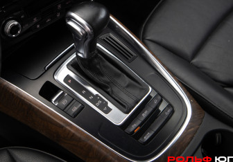 Подержанный автомобиль Audi Q5 2012 года (20 фото)