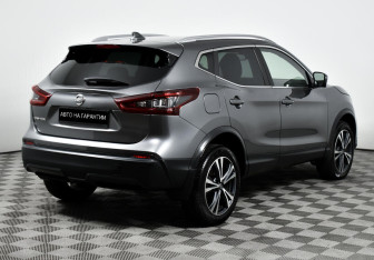 Подержанный автомобиль Nissan Qashqai 2021 года (3 фото)