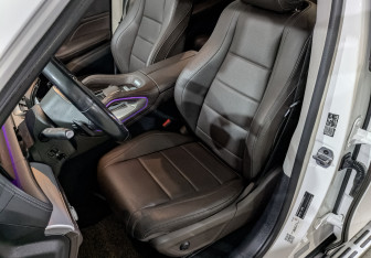 Подержанный автомобиль Mercedes-Benz GLE 2021 года (20 фото)