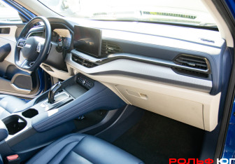 Подержанный автомобиль Haval F7 2022 года (7 фото)