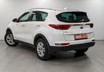 Подержанный автомобиль Kia Sportage 2017 года (7 фото)
