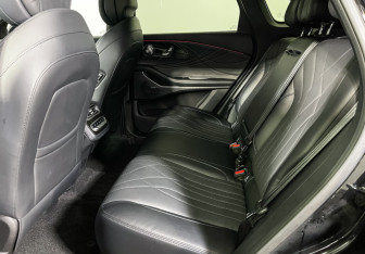 Подержанный автомобиль Exeed RX 2023 года (10 фото)