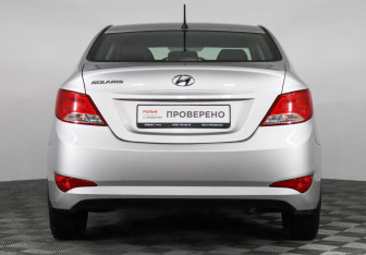 Подержанный автомобиль Hyundai Solaris Sedan 2016 года (6 фото)
