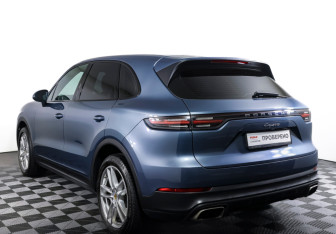 Подержанный автомобиль Porsche Cayenne 2018 года (7 фото)