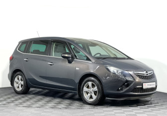 Подержанный автомобиль Opel Zafira Compactvan 2013 года (3 фото)