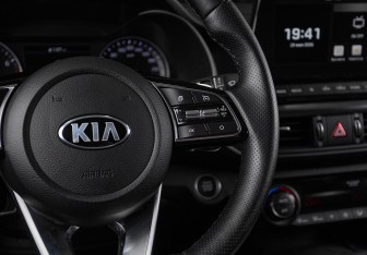 Подержанный автомобиль Kia Cerato Sedan 2020 года (14 фото)
