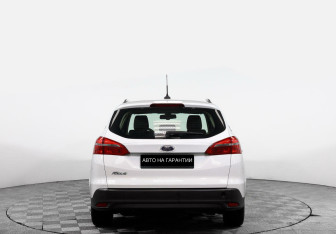 Подержанный автомобиль Ford Focus Wagon 2017 года (5 фото)