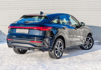 Новый Audi Q5 2025 (2 фото)