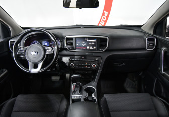 Подержанный автомобиль Kia Sportage 2021 года (8 фото)
