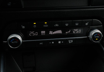 Подержанный автомобиль Mazda CX-5 2021 года (23 фото)