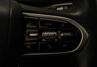 Подержанный автомобиль Omoda C5 2023 года (22 фото)