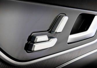 Подержанный автомобиль Chery Tiggo 9 2024 года (27 фото)