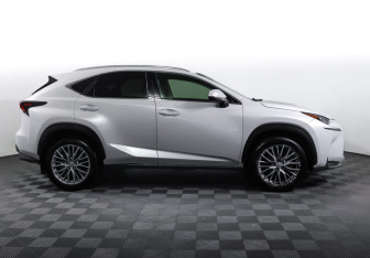 Подержанный автомобиль Lexus NX 2016 года (4 фото)