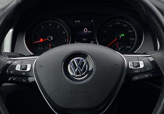 Подержанный автомобиль Volkswagen Teramont 2018 года (15 фото)