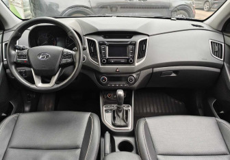 Подержанный автомобиль Hyundai Creta 2016 года (9 фото)