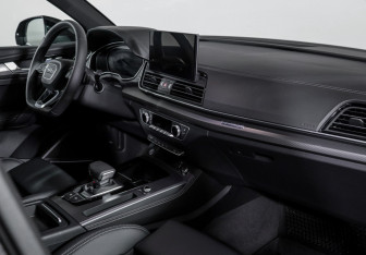 Подержанный автомобиль Audi Q5 2025 года (9 фото)
