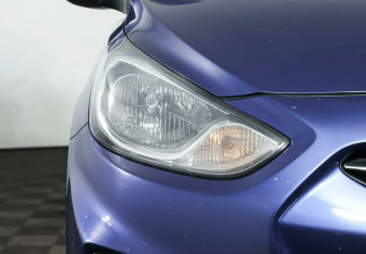 Подержанный автомобиль Hyundai Solaris Hatchback 2012 года (7 фото)