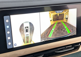 Подержанный автомобиль Geely Monjaro 2024 года (30 фото)