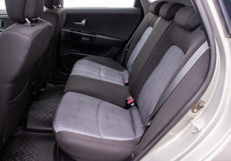 Подержанный автомобиль Kia Ceed Hatchback 2011 года (11 фото)