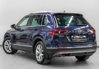 Подержанный автомобиль Volkswagen Tiguan 2017 года (7 фото)