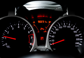 Подержанный автомобиль Nissan Juke 2017 года (11 фото)