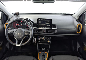 Подержанный автомобиль Kia Picanto 2022 года (14 фото)