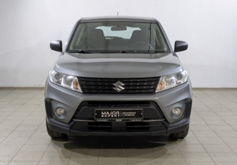 Подержанный автомобиль Suzuki Vitara 2021 года (7 фото)