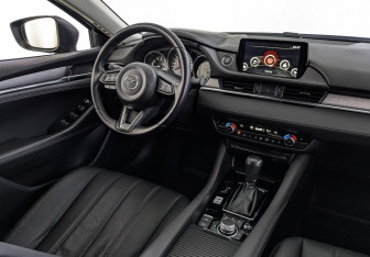 Подержанный автомобиль Mazda 6 Sedan 2020 года (28 фото)
