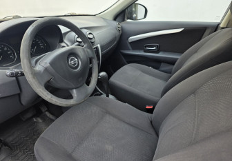 Подержанный автомобиль Nissan Almera Sedan 2017 года (9 фото)