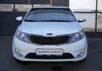 Подержанный автомобиль Kia Rio Sedan 2011 года (2 фото)
