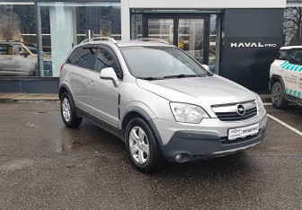 Подержанный автомобиль Opel Antara 2008 года (3 фото)
