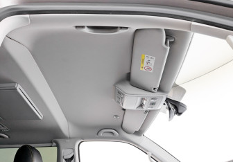 Подержанный автомобиль Volkswagen Multivan 2019 года (23 фото)