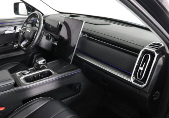 Подержанный автомобиль Jaecoo J7 2023 года (10 фото)