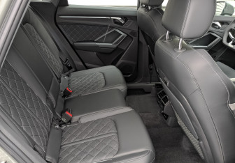 Новый Audi Q3 2025 (12 фото)