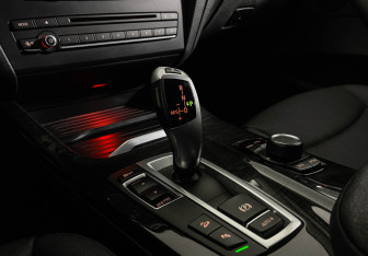 Подержанный автомобиль BMW X3 2017 года (16 фото)