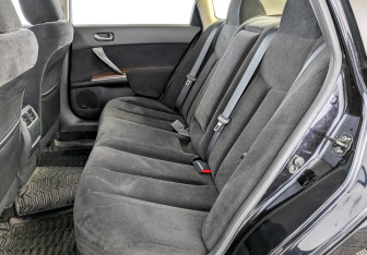 Подержанный автомобиль Nissan Teana 2011 года (12 фото)