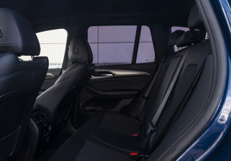 Подержанный автомобиль BMW X3 2020 года (17 фото)
